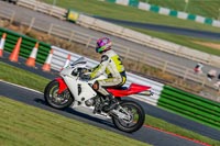 PJM-Wedding-Photography;enduro-digital-images;event-digital-images;eventdigitalimages;mallory-park;mallory-park-photographs;mallory-park-trackday;mallory-park-trackday-photographs;no-limits-trackdays;peter-wileman-photography;racing-digital-images;trackday-digital-images;trackday-photos
